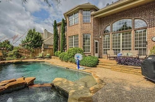 8720 Broken Bend Ln, Frisco, TX 75034-7708