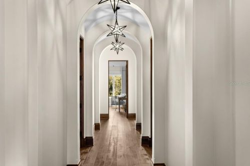 2621 Dundee St, Tampa FL  33629-7516 exterior