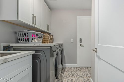 22640 47th Pl, Phoenix AZ  85050-6905 exterior