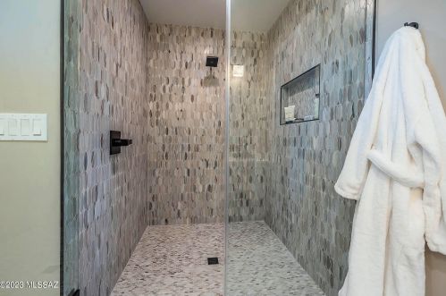 4917 Camino Arenosa, Tucson AZ  85718-6220 exterior