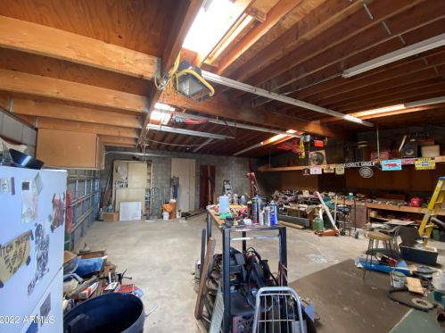 3002 Charter Oak Rd, Phoenix AZ 85032-7449 exterior