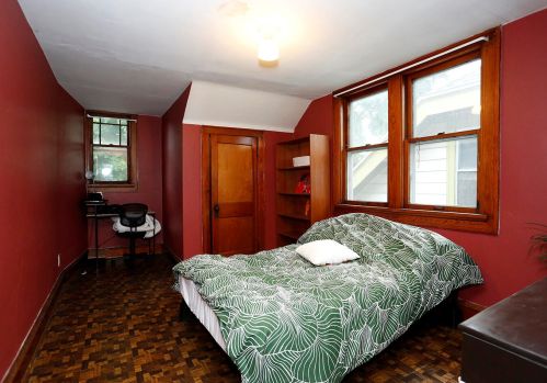 3472 Fratney St, Milwaukee WI 53212-2241 exterior