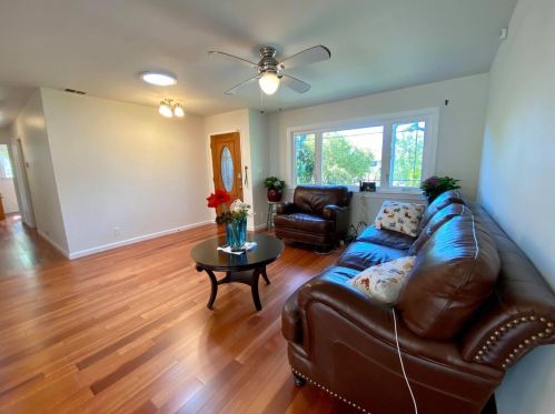 1278 Traughber St, Milpitas, CA 95035-4020