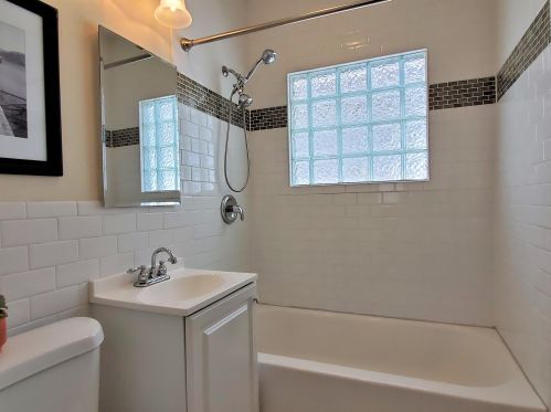 2837 7 St, Milwaukee WI 53215-3907 exterior