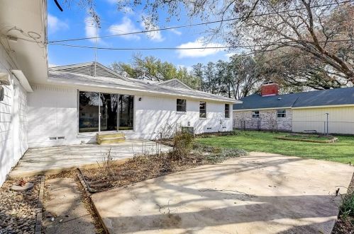 3306 Chadwell Dr, Dallas TX 75234-5120 exterior