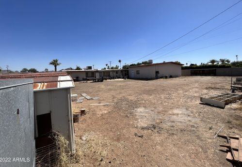 3002 Charter Oak Rd, Phoenix AZ 85032-7449 exterior