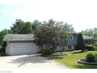 14889 Whitney Rd, Cleveland, OH 44136-1939