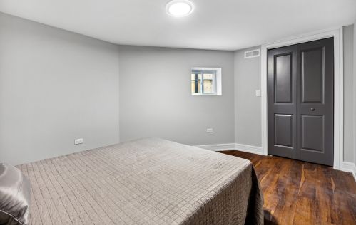 4647 Lawler Ave, Chicago IL  60638-2009 exterior