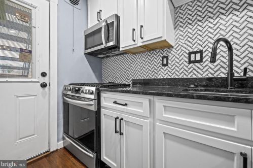 432 Burbank St, Washington DC 20019-4229 exterior