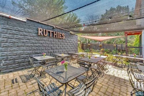 64 Chestnut St, Montclair NJ 07042-2945 exterior