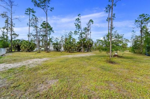 3811 14 Ave, Naples FL 34117-9240 exterior