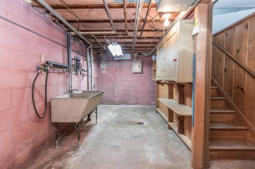 5965 Ames Ter, Milwaukee WI 53209-4373 exterior