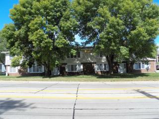 3212 Wilson Ave, Cedar Rapids IA  52404-3290 exterior