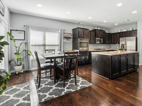 121 Lankford Rd, Tucker GA 30084-1821 exterior