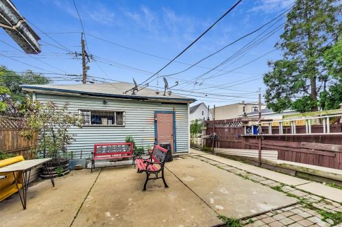 1817 Lawndale Ave, Chicago IL  60647-8350 exterior