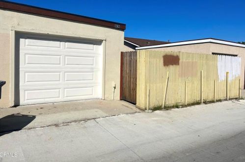 1960 Norma St, Oxnard CA 93036-2709 exterior
