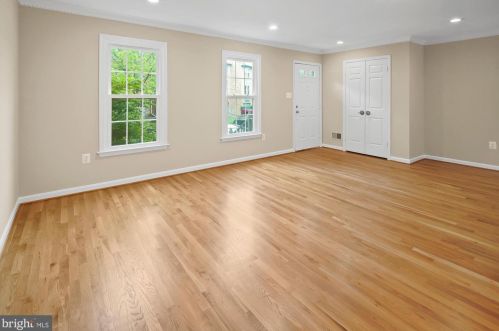 4559 Sawgrass Ct, Alexandria VA  22312-3152 exterior