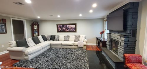 7 Bedle Rd, Hazlet, NJ 07730-1209