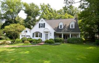 105 Bellevue Ave, Summit, NJ 07901-2032