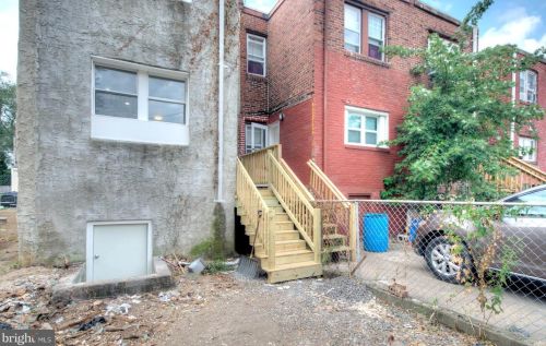 908 19 St, Camden NJ 08105-3607 exterior