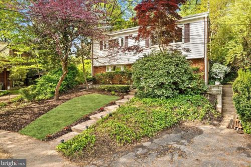 1518 Flora Ct, Silver Spring, MD 20910-1425