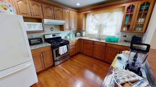 20 Charles St, Norwalk CT 06855-1001 exterior