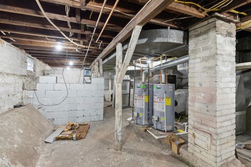 1936 Portage St, Kalamazoo MI 49001-5153 exterior