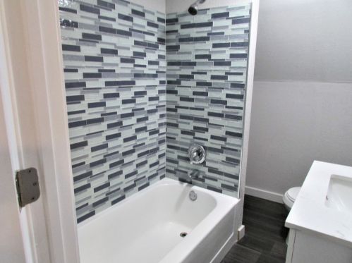 623 Jackson St, Waukegan IL 60085-5444 exterior