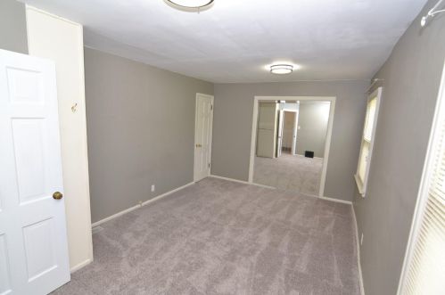 2646 76, Milwaukee WI 53222-5006 exterior