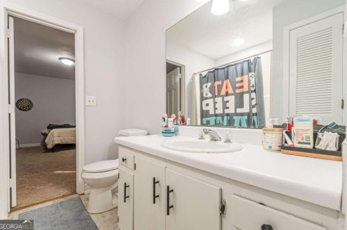 1620 Chevron Way, Atlanta GA  30350-4430 exterior