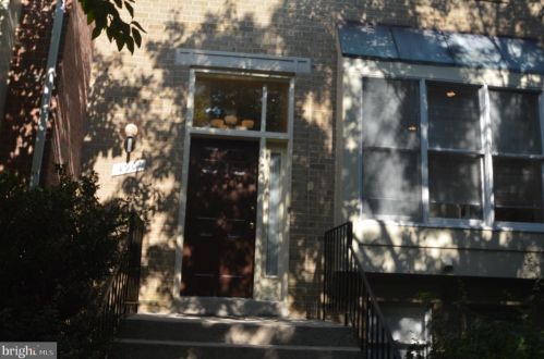 4901 Cloister Dr, Rockville MD  20852-3363 exterior