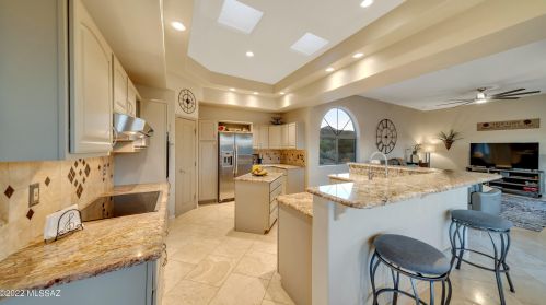 6250 Diamond St, Tucson AZ  85745-8923 exterior