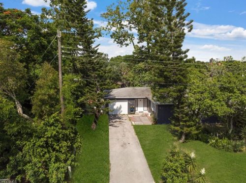 4523 Boabadilla St, Naples, FL 34103-2517