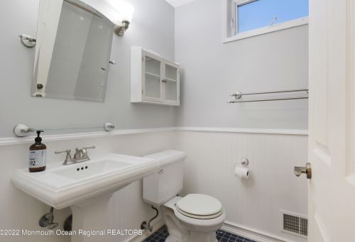 47 Kentucky Way, East Freehold NJ 07728-4656 exterior