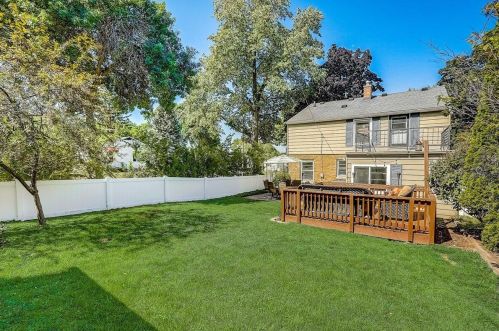 2800 86th St, Milwaukee WI  53222-4724 exterior