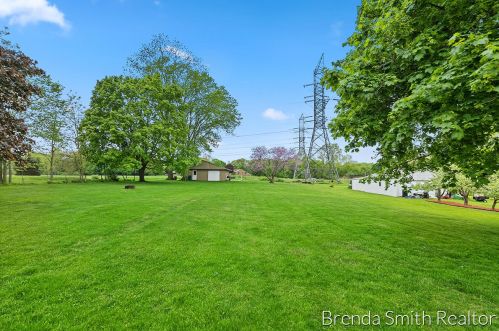 11885 8 Ave, Grand Rapids MI 49534-0068 exterior