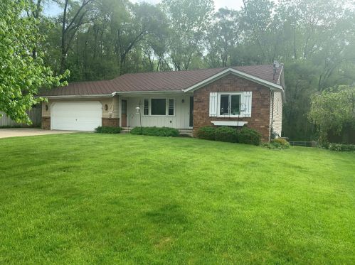 430 Oakleigh Rd, Grand Rapids, MI 49504-4606