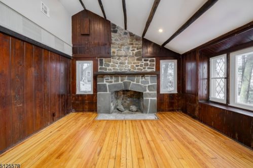 369 Shore Trl, Sparta NJ  07871-2045 exterior