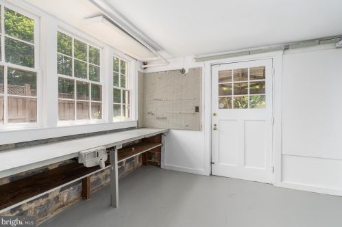 3524 Edmunds St, Washington DC 20007-1463 exterior