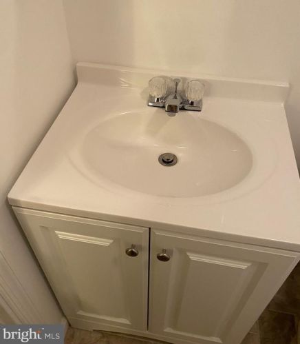 625 Clinton St, Camden NJ 08103-1430 exterior