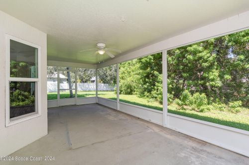 1290 Mercedes Dr, Merritt Island FL 32952-6056 exterior