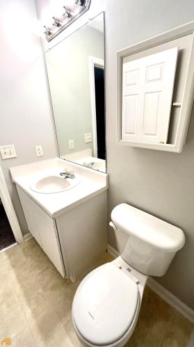 3304 Par 3 Way, Lithonia GA 30038-1816 exterior