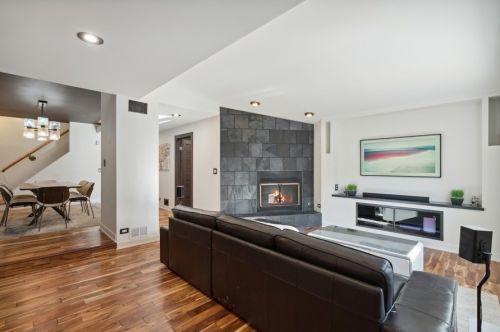 2638 Grand Ave, Chicago IL  60612-1143 exterior