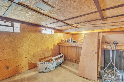 1555 Pearl St, Milwaukee WI  53204-2730 exterior