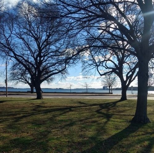 298 8th St, Boston MA 02127-3926 exterior