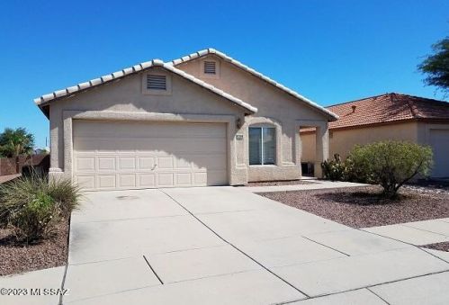 2396 Silverbell Tree Dr, Tucson AZ  85745-7024 exterior