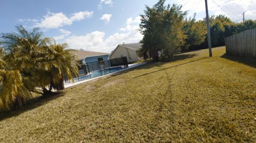 1013 College Park Rd, Fort Pierce FL 34953-5842 exterior