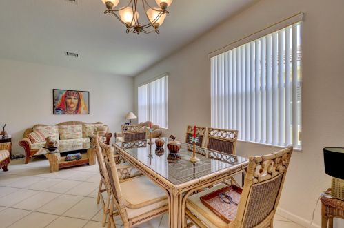 1839 Jamesport Dr, Fort Pierce FL 34953-4599 exterior