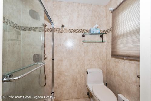 134 Edwards Rd, East Freehold NJ exterior