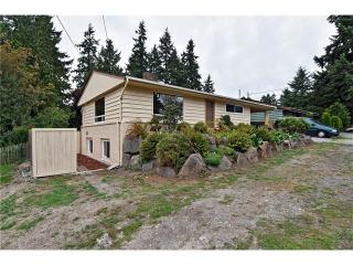 11515 7 Ave, Seattle WA  98146-2809 exterior